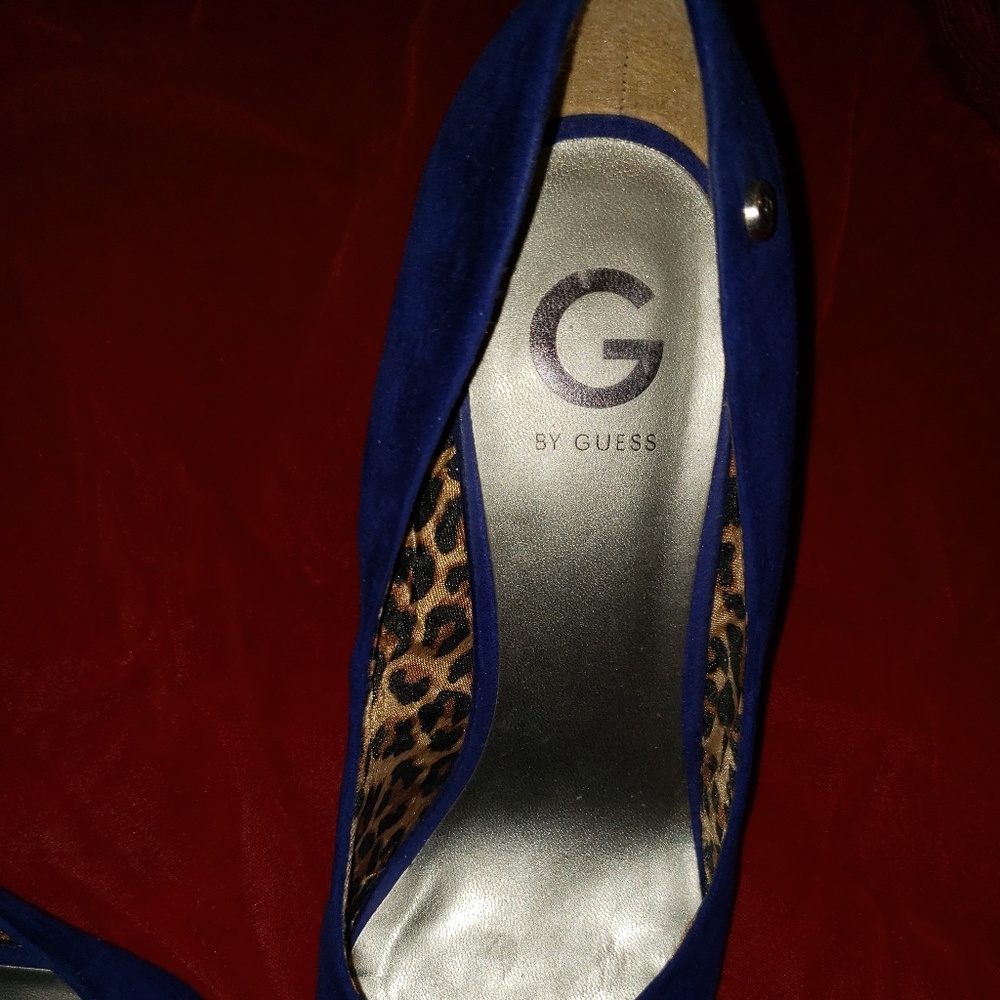 Shoes - Picture 2 of 3